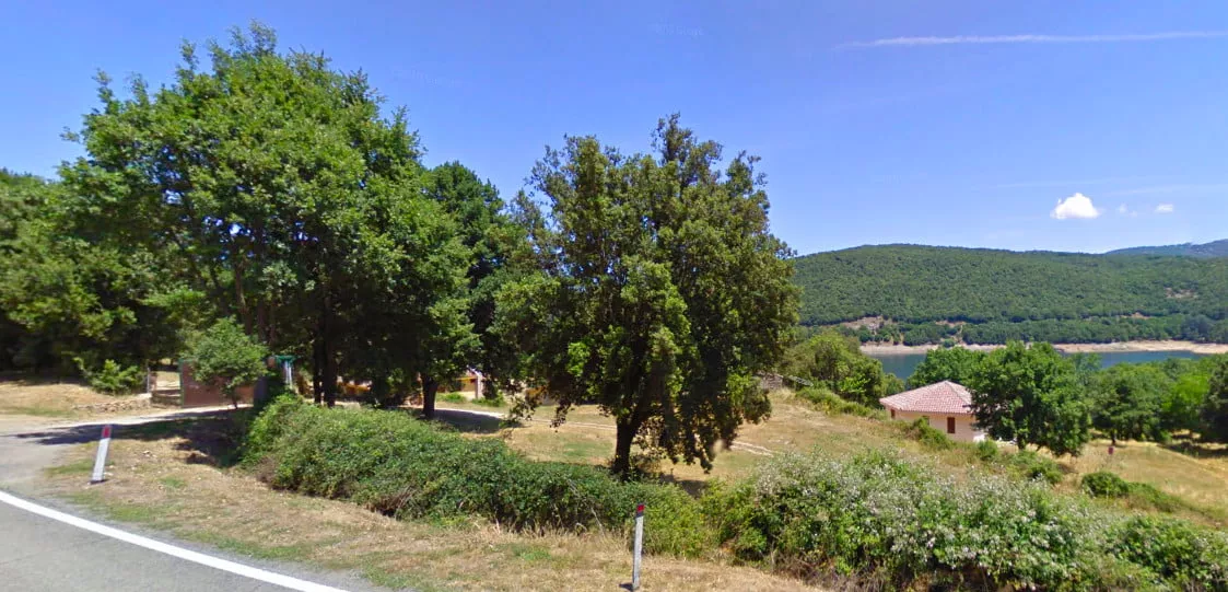 Bando per l’affidamento in concessione il Campeggio Comunale in loc. Lago di Gusana